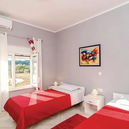 Σπίτι διακοπών Four-bedroom Holiday In Peracko Blato Ploce (Dubrovnik-Neretva)